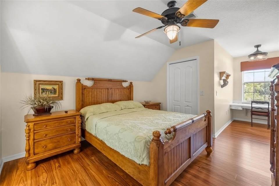10264 W Springtree Ln Property Photo 24