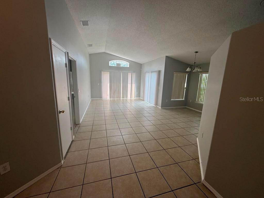 1440 Timberbend Cir Property Photo 5