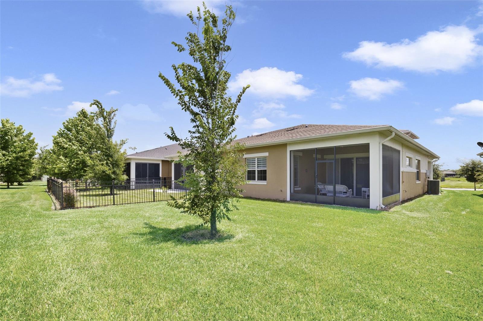 2516 Datura Loop Property Photo 22