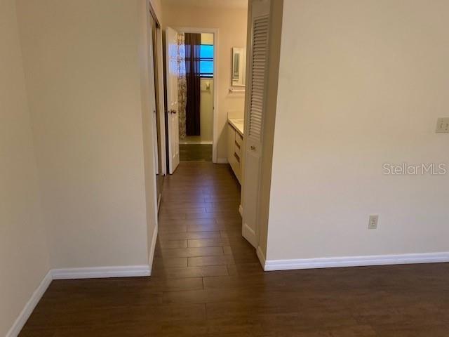 1604 Sunside Sq #33 Property Photo 5