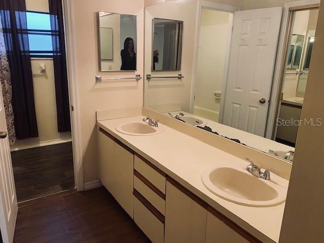 1604 Sunside Sq #33 Property Photo 11