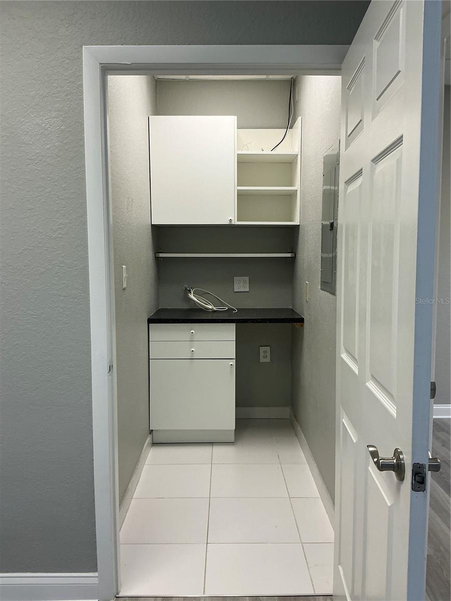 11701 Orpington St #1b Property Photo 27