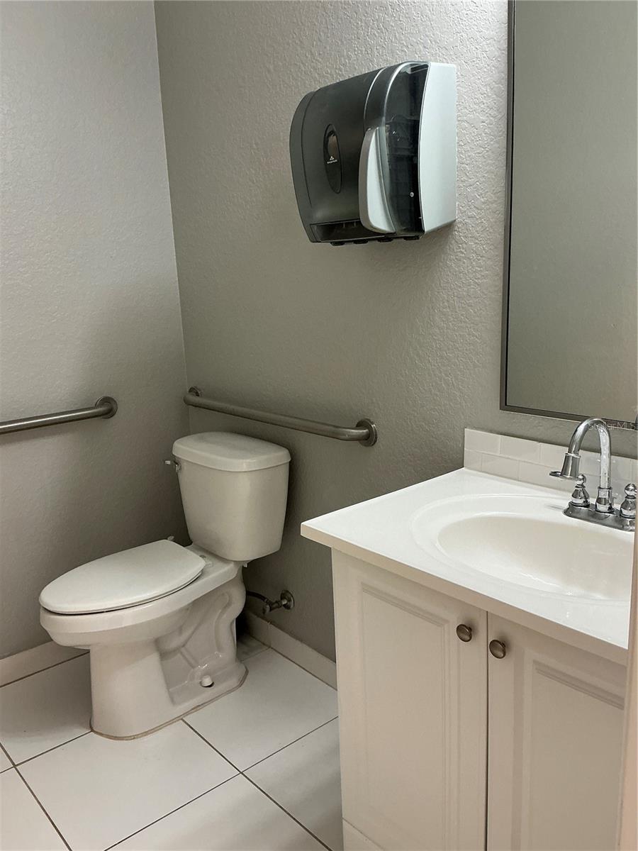 11701 Orpington St #1b Property Photo 29
