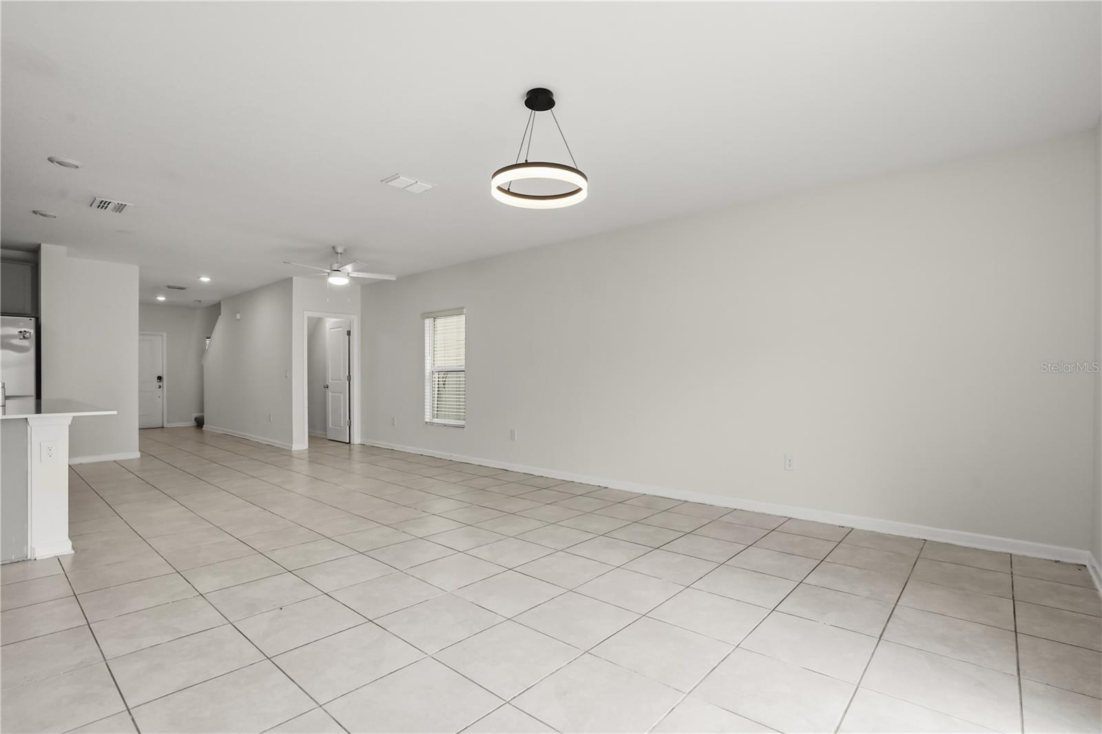 1721 White Water Ct Property Photo 7