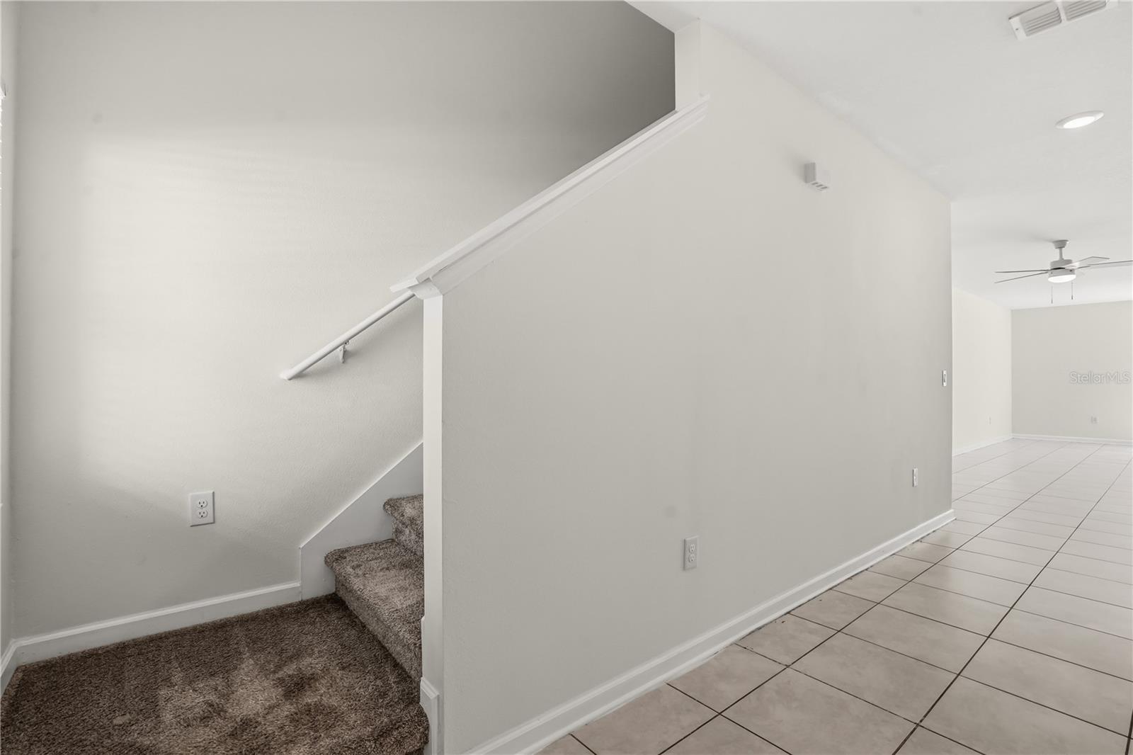 1721 White Water Ct Property Photo 14