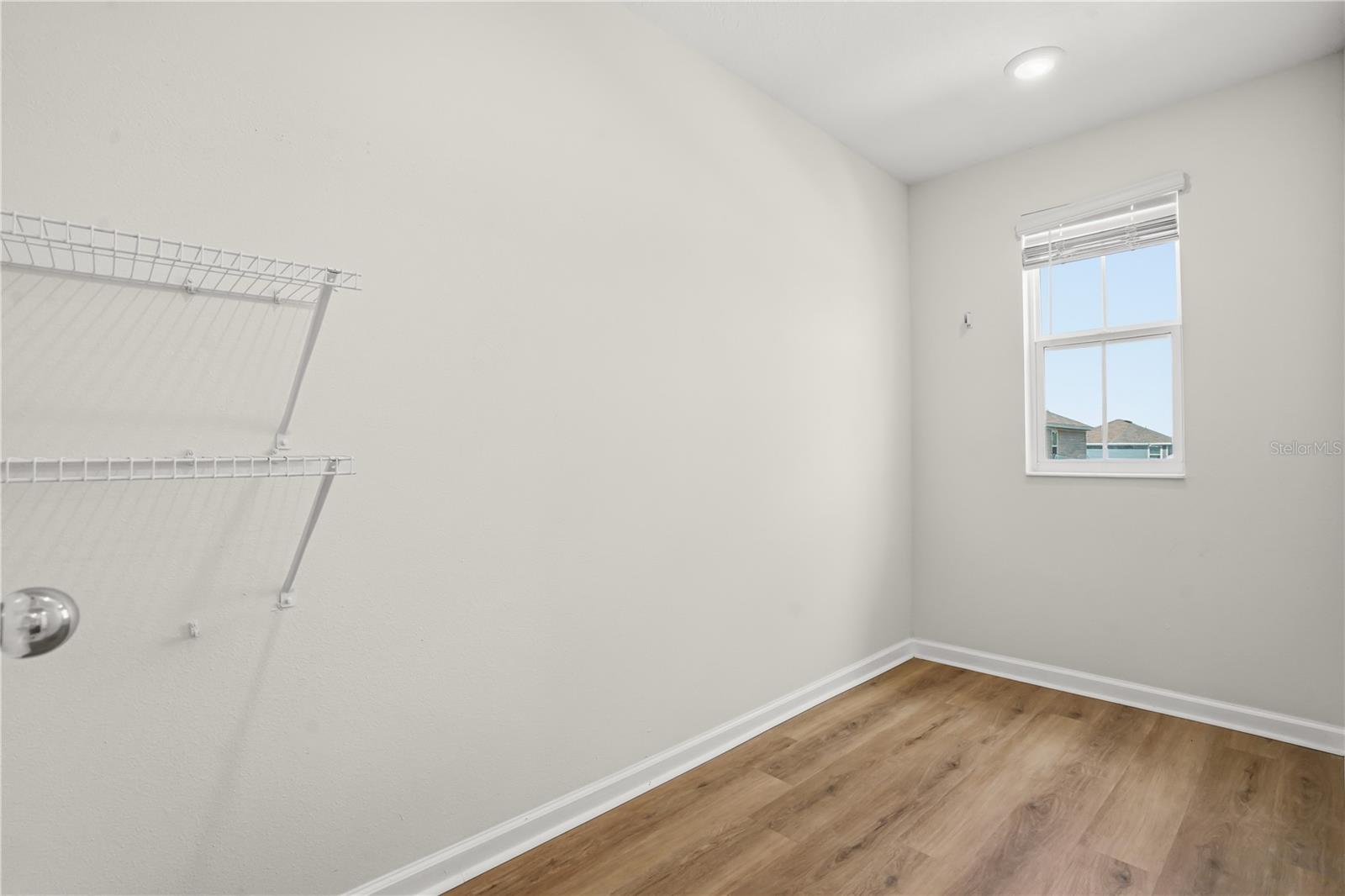 1721 White Water Ct Property Photo 22