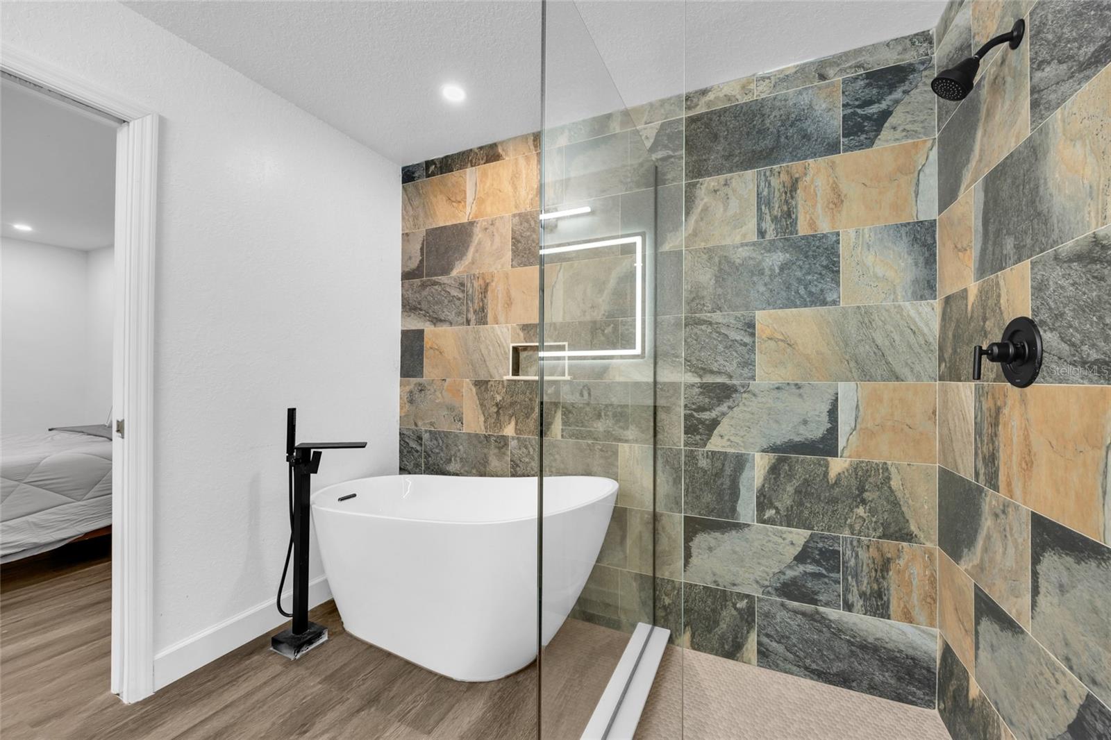 1765 Roseberry Ln Property Photo 8