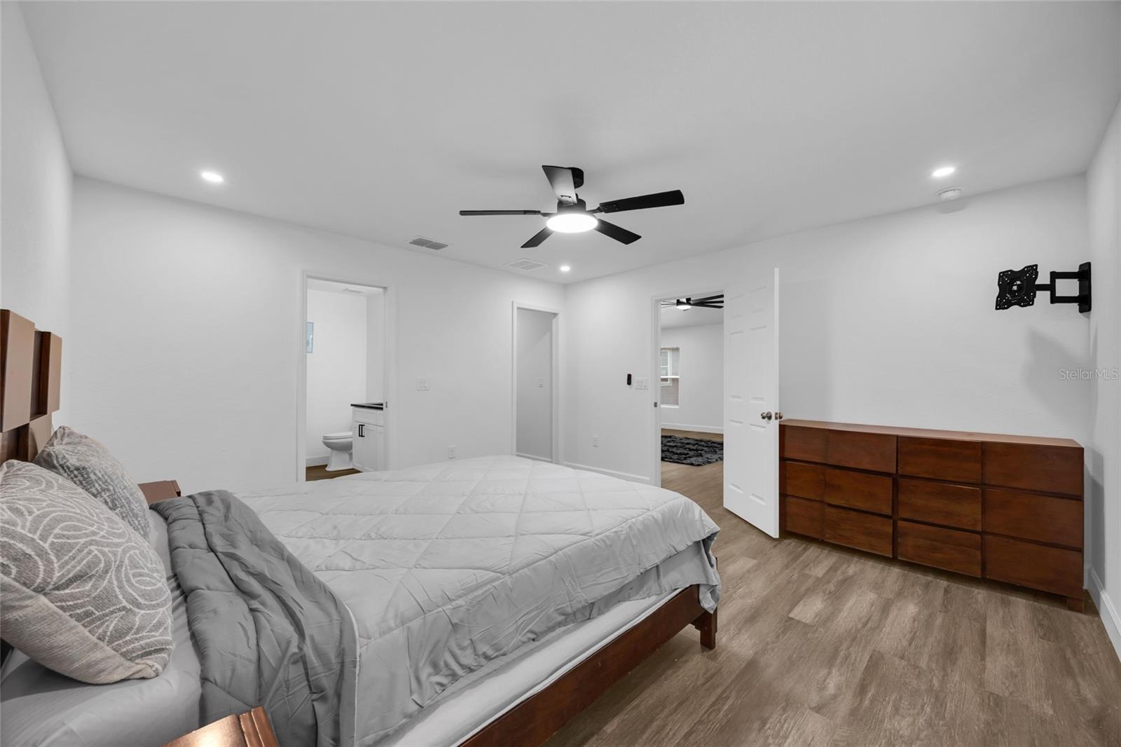 1765 Roseberry Ln Property Photo 27