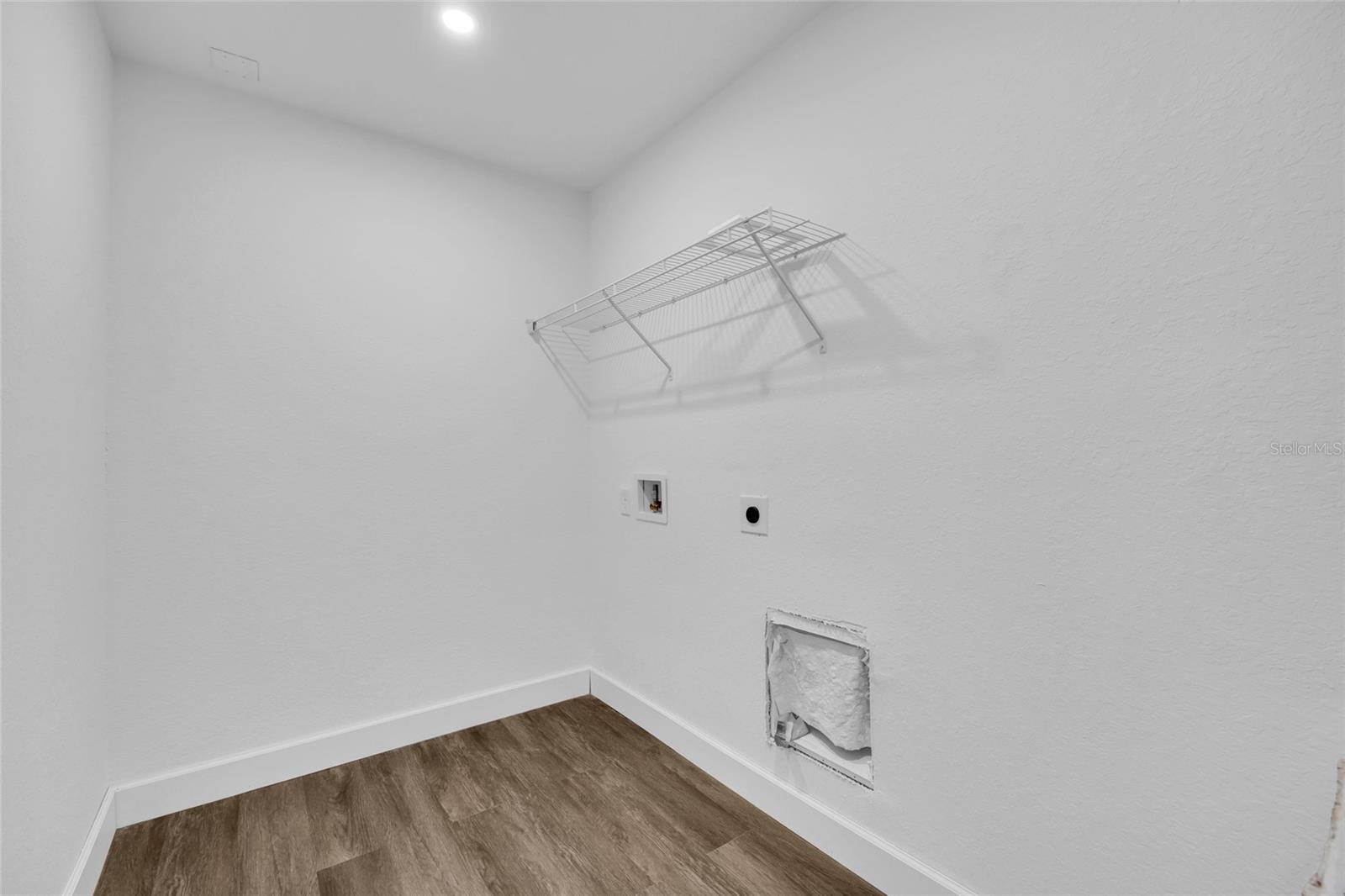 1765 Roseberry Ln Property Photo 31