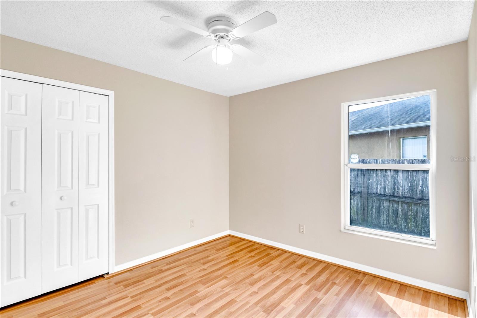 8832 Valencia Oaks Ct Property Photo 13