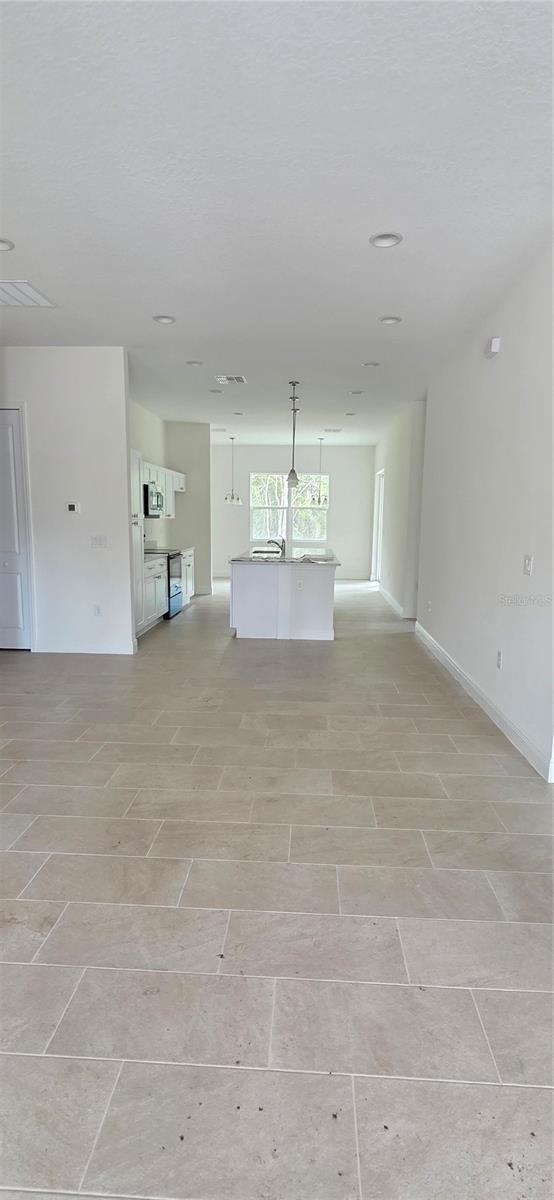 1569 9th Ave Property Photo 2