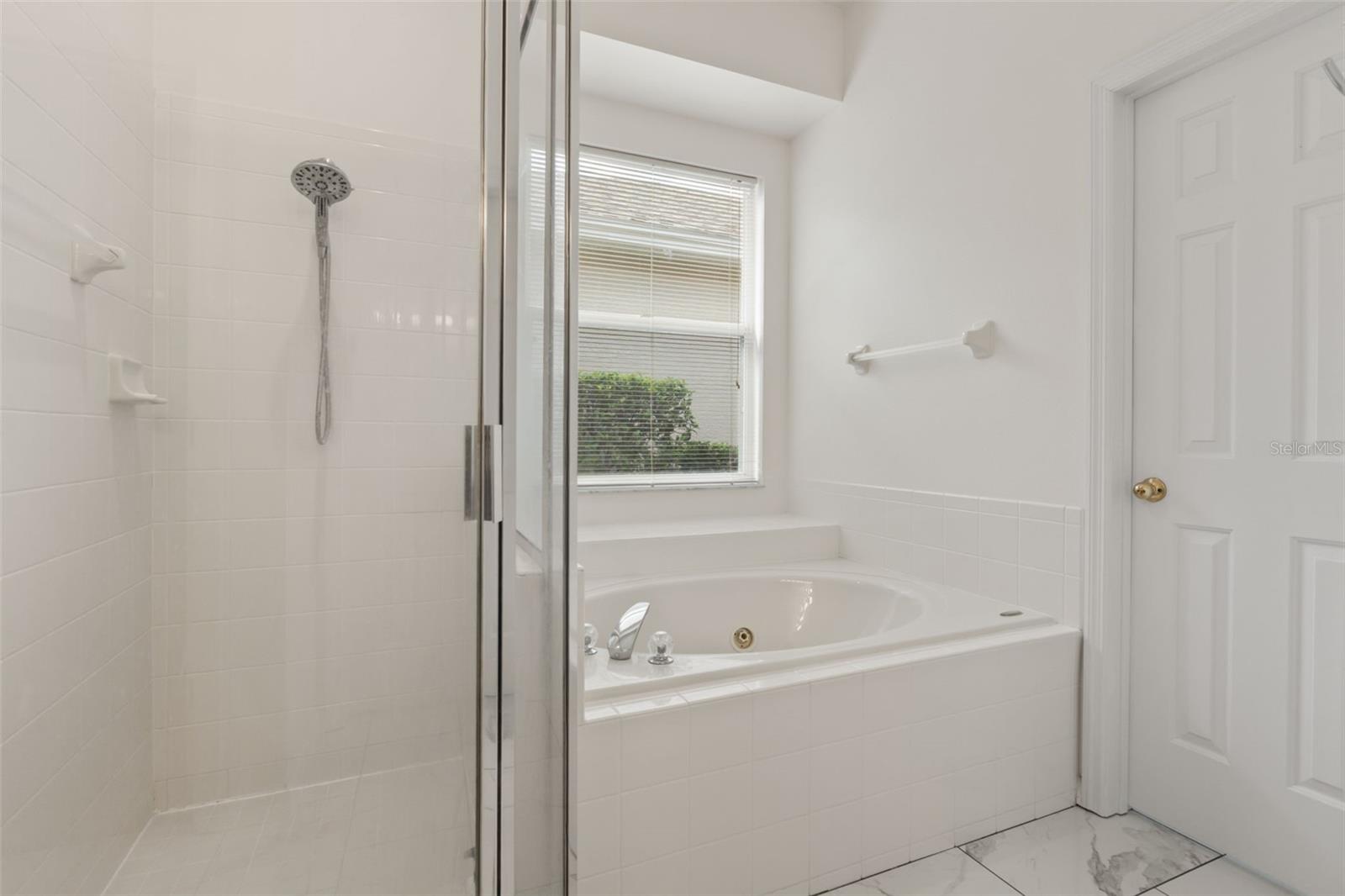 1154 Kersfield Cir Property Photo 28