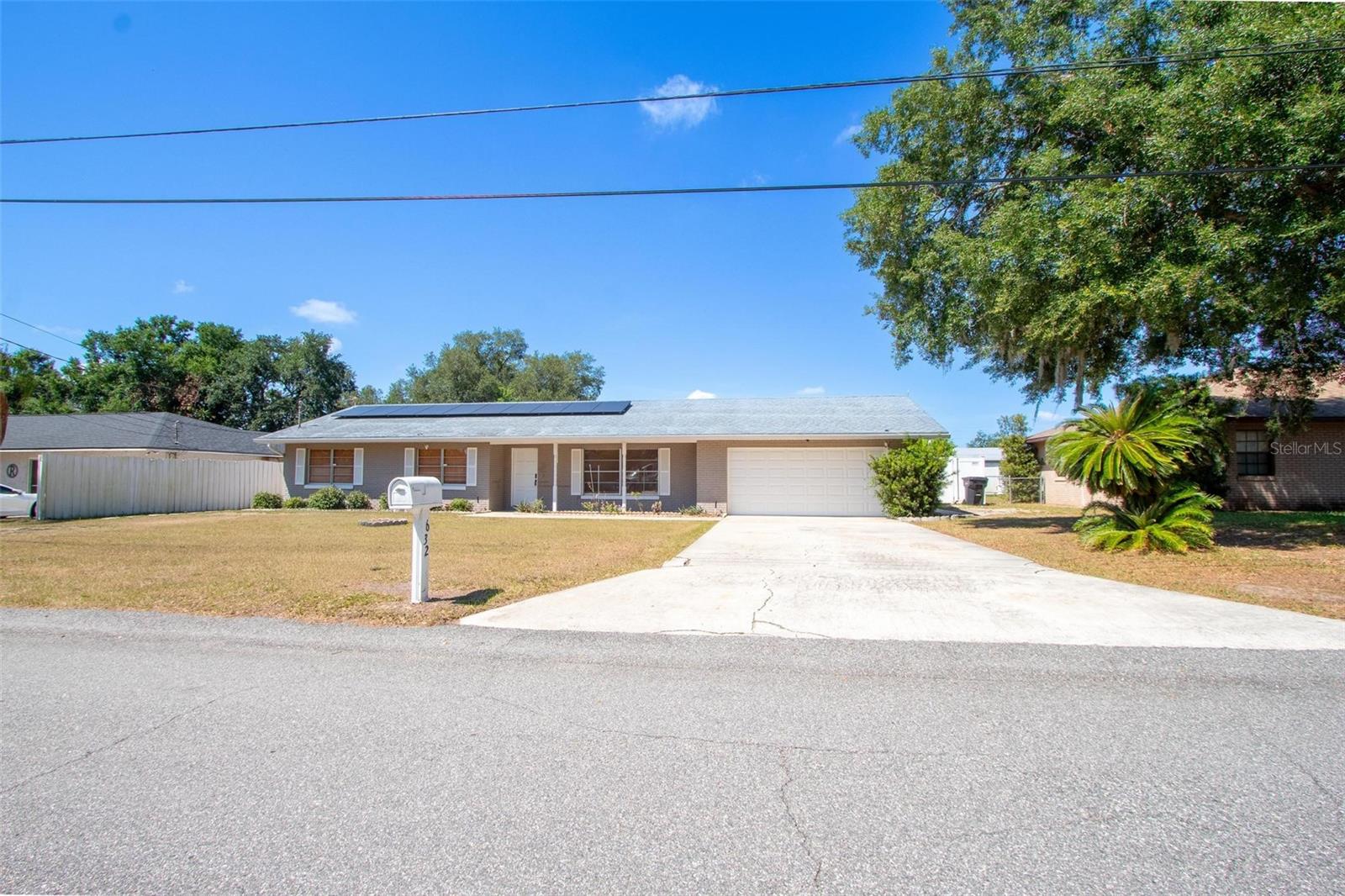 O6420227 Property Photo 1