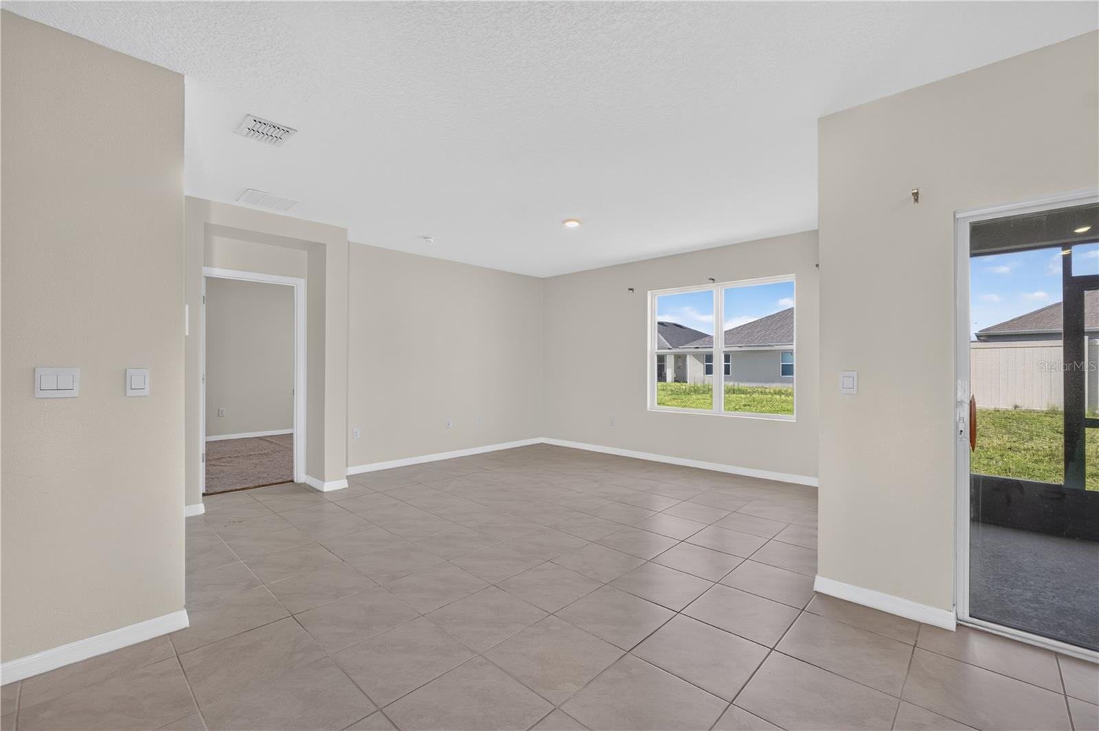 537 Talisi Loop Property Photo 9