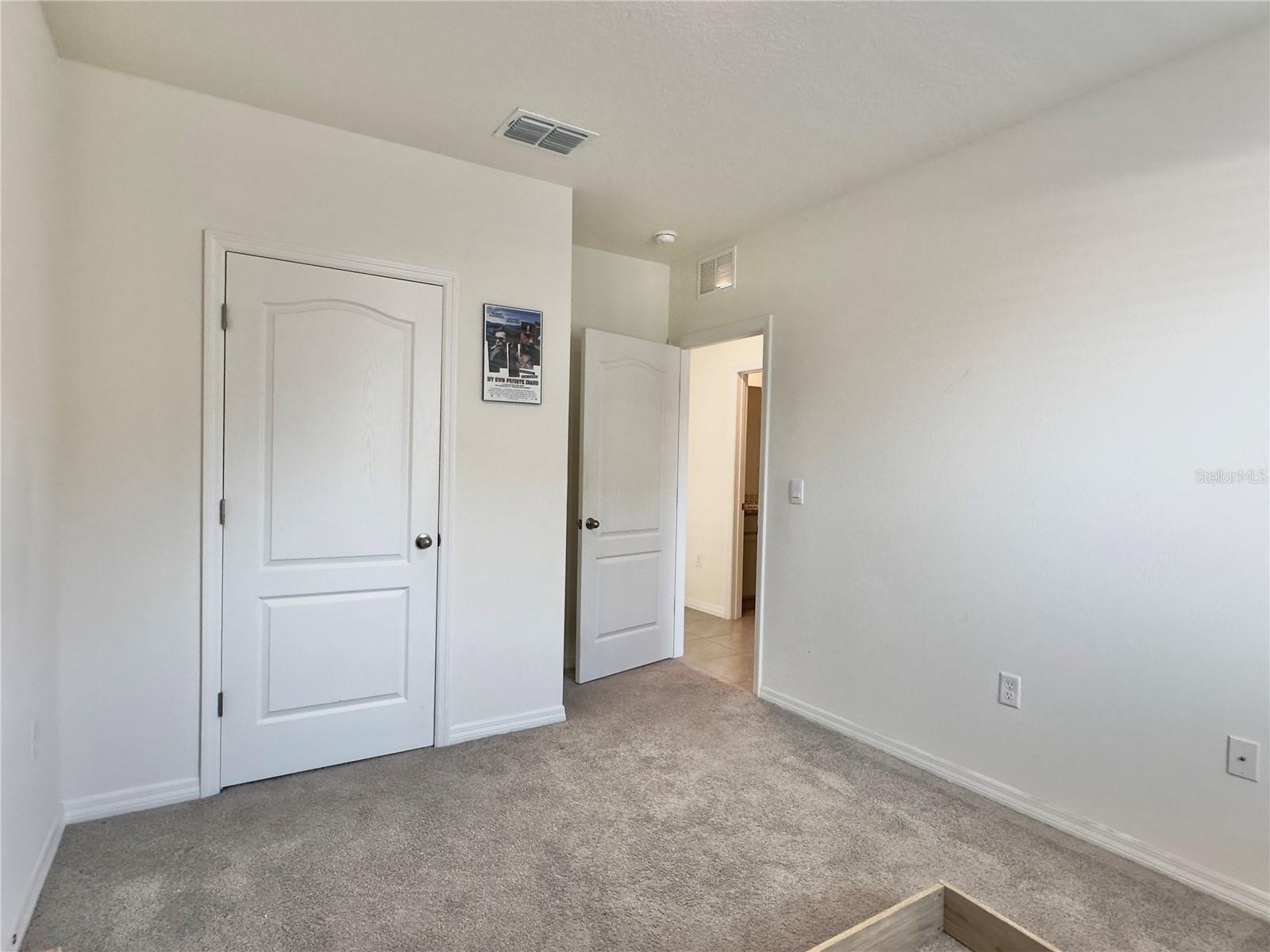 2606 Angel Falls Dr Property Photo 16