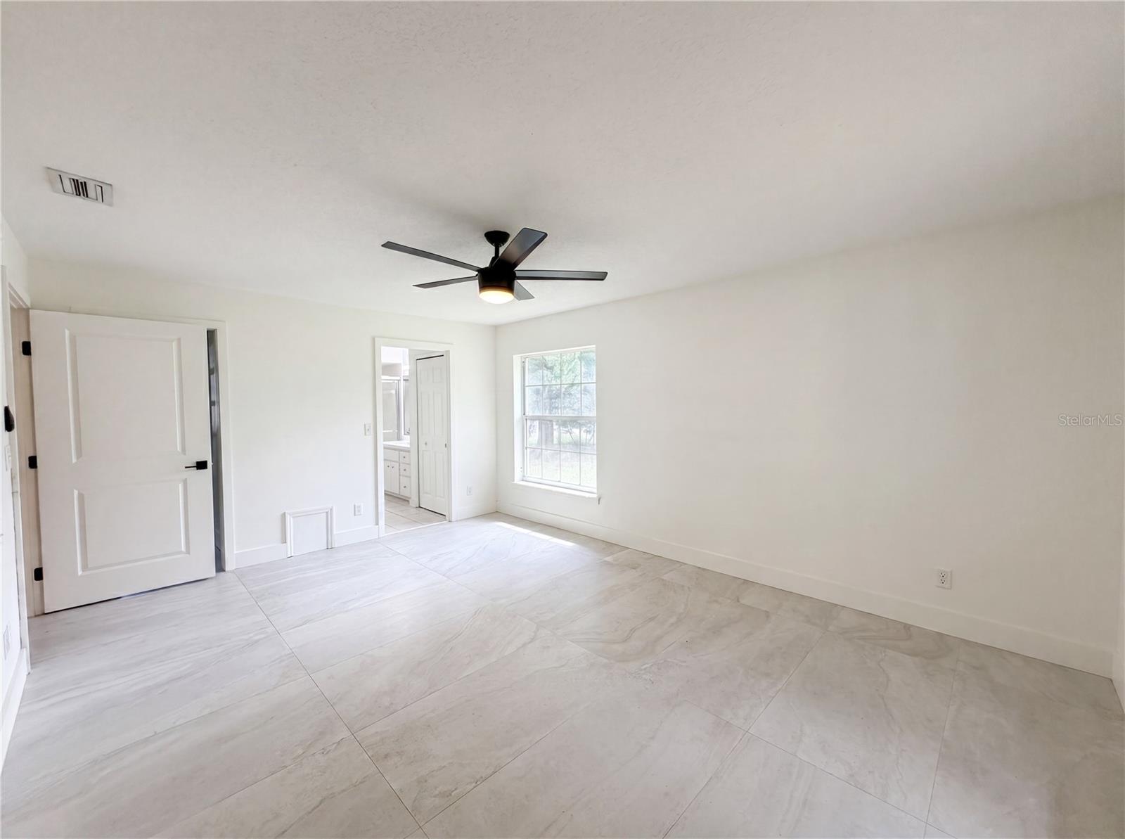 11200 Rosehill Dr Property Photo 12
