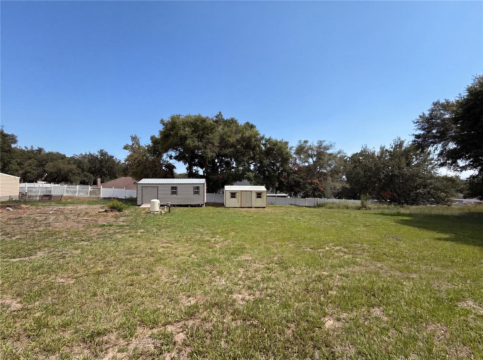 11200 Rosehill Dr Property Photo 23