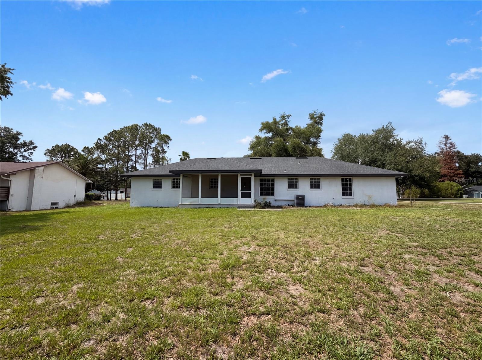11200 Rosehill Dr Property Photo 24