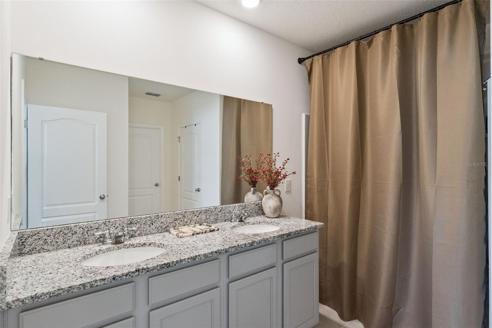 5805 Arboretum St Property Photo 11