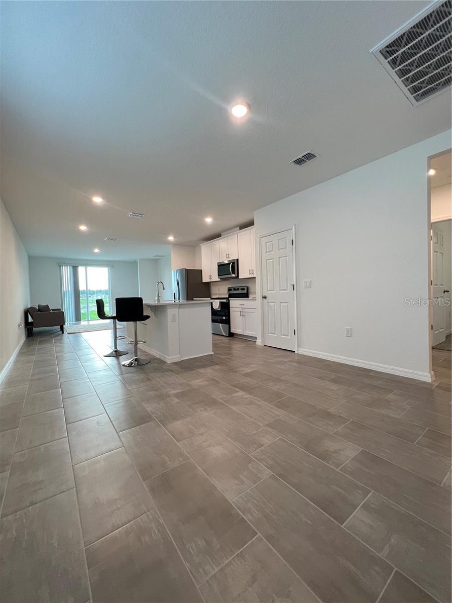 3079 Laurel Oak Ln Property Photo 6