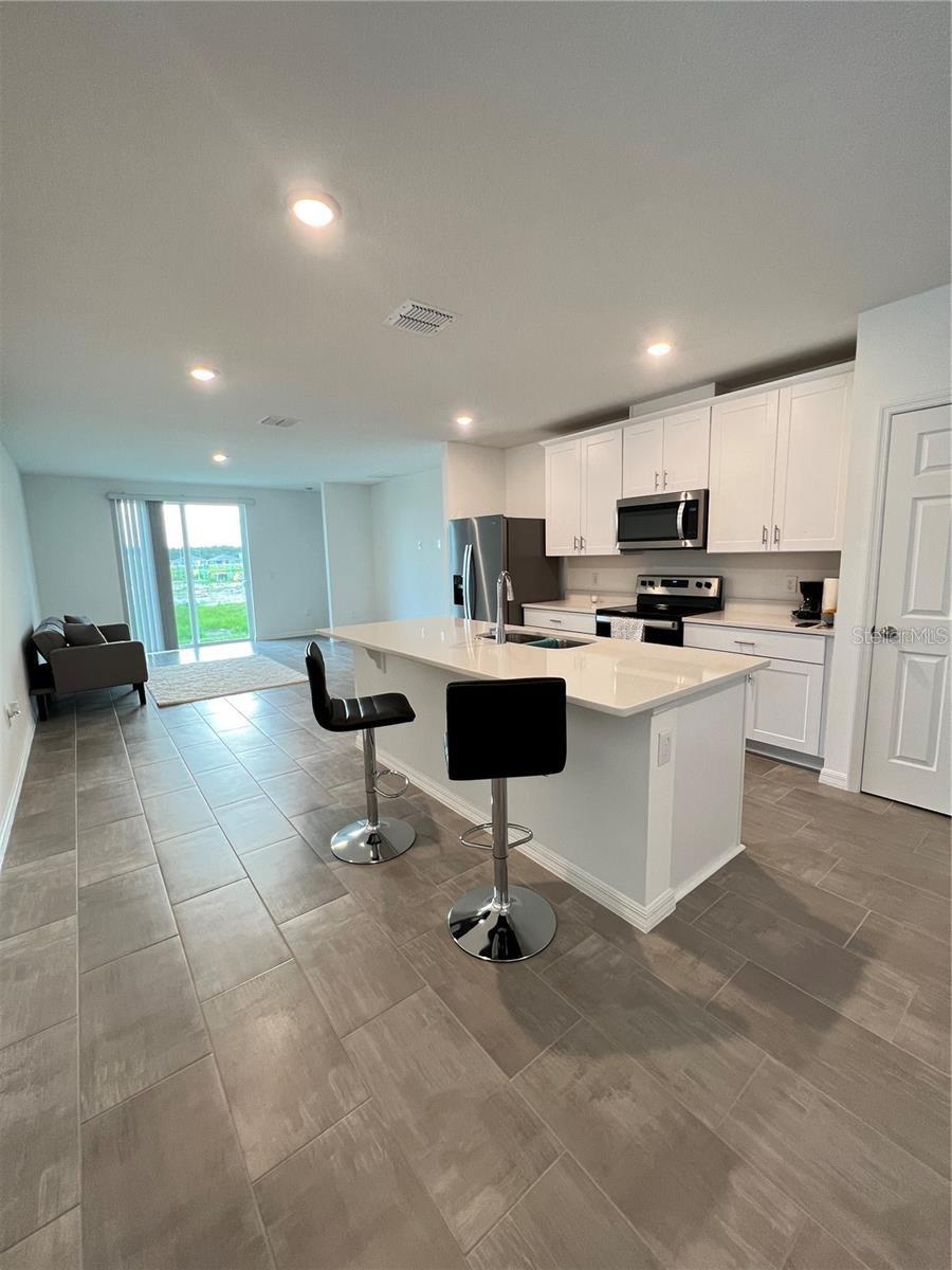 3079 Laurel Oak Ln Property Photo 8