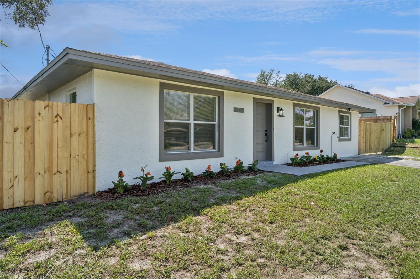 2715 Timberlake Ave Property Photo 4