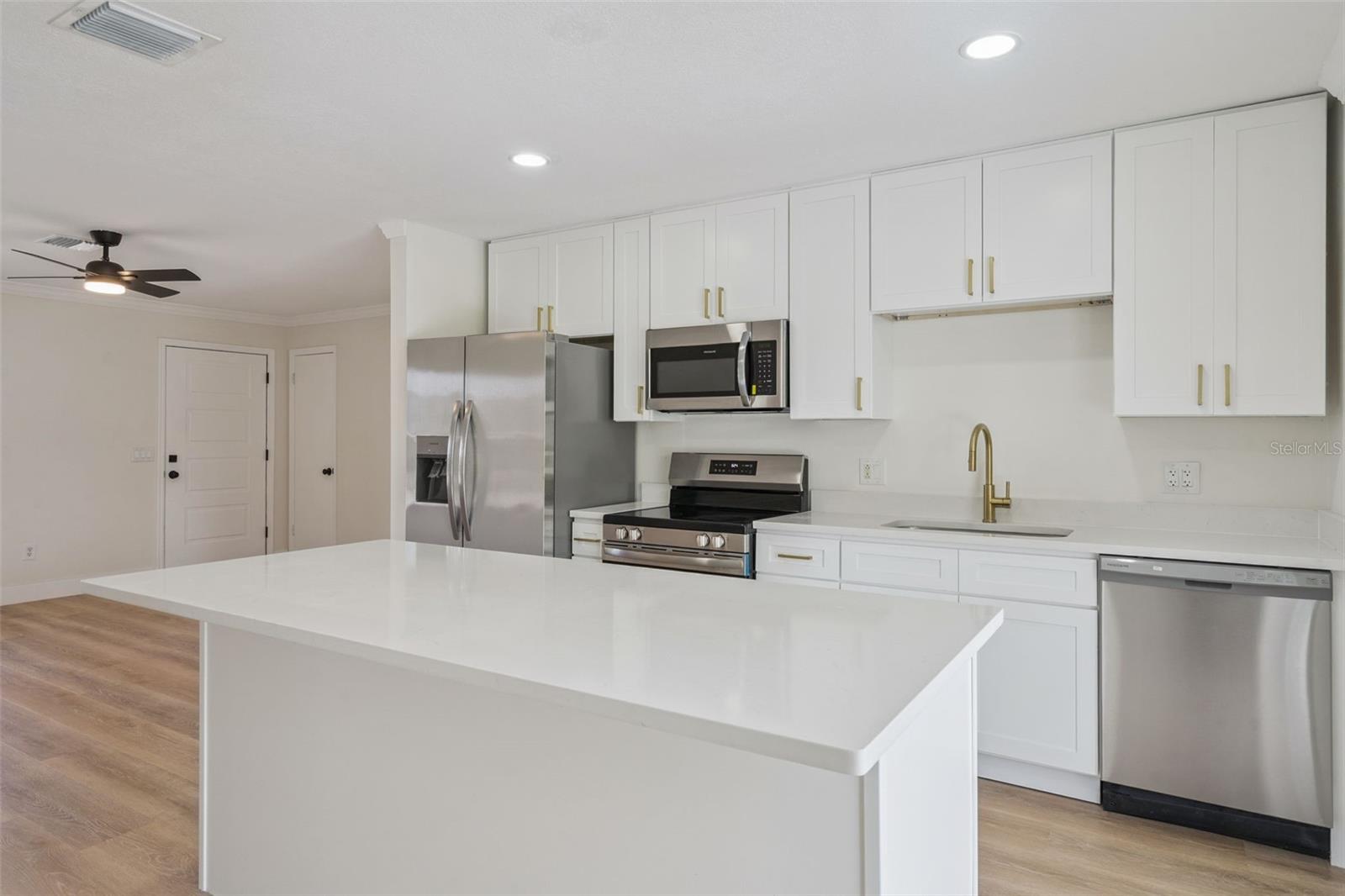 2715 Timberlake Ave Property Photo 11