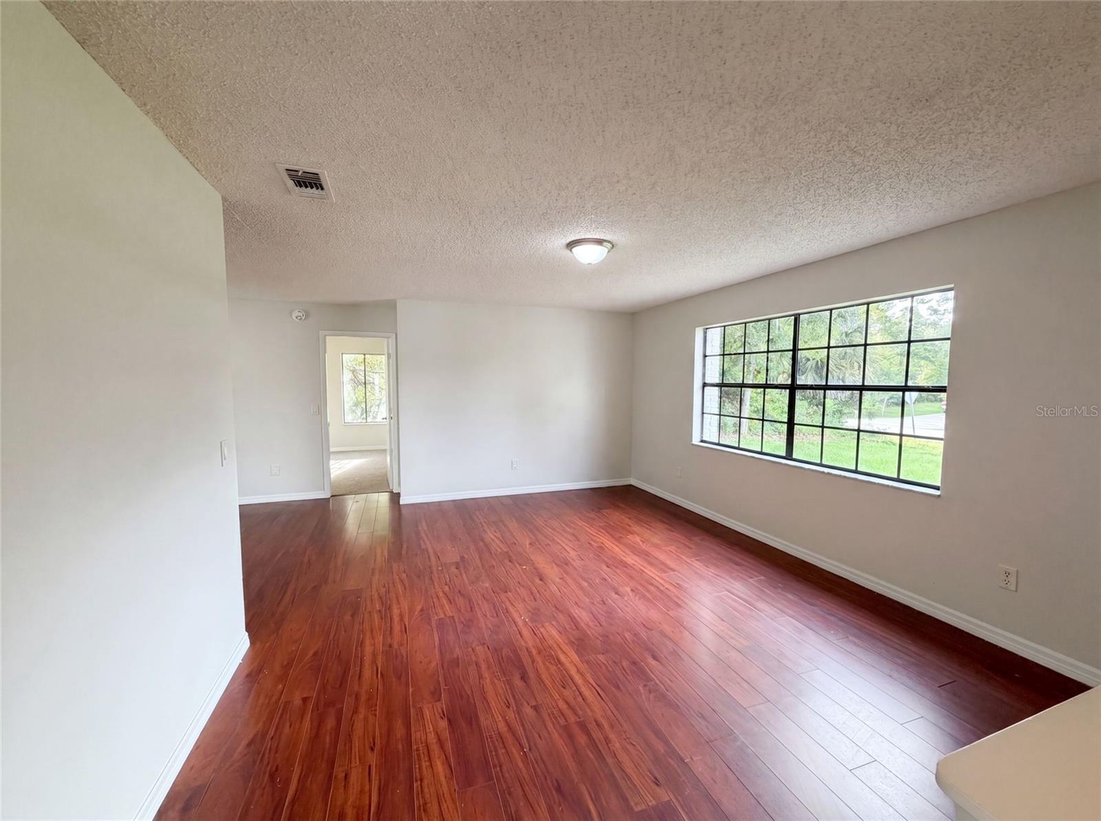 3143 Boxelder St Property Photo 3