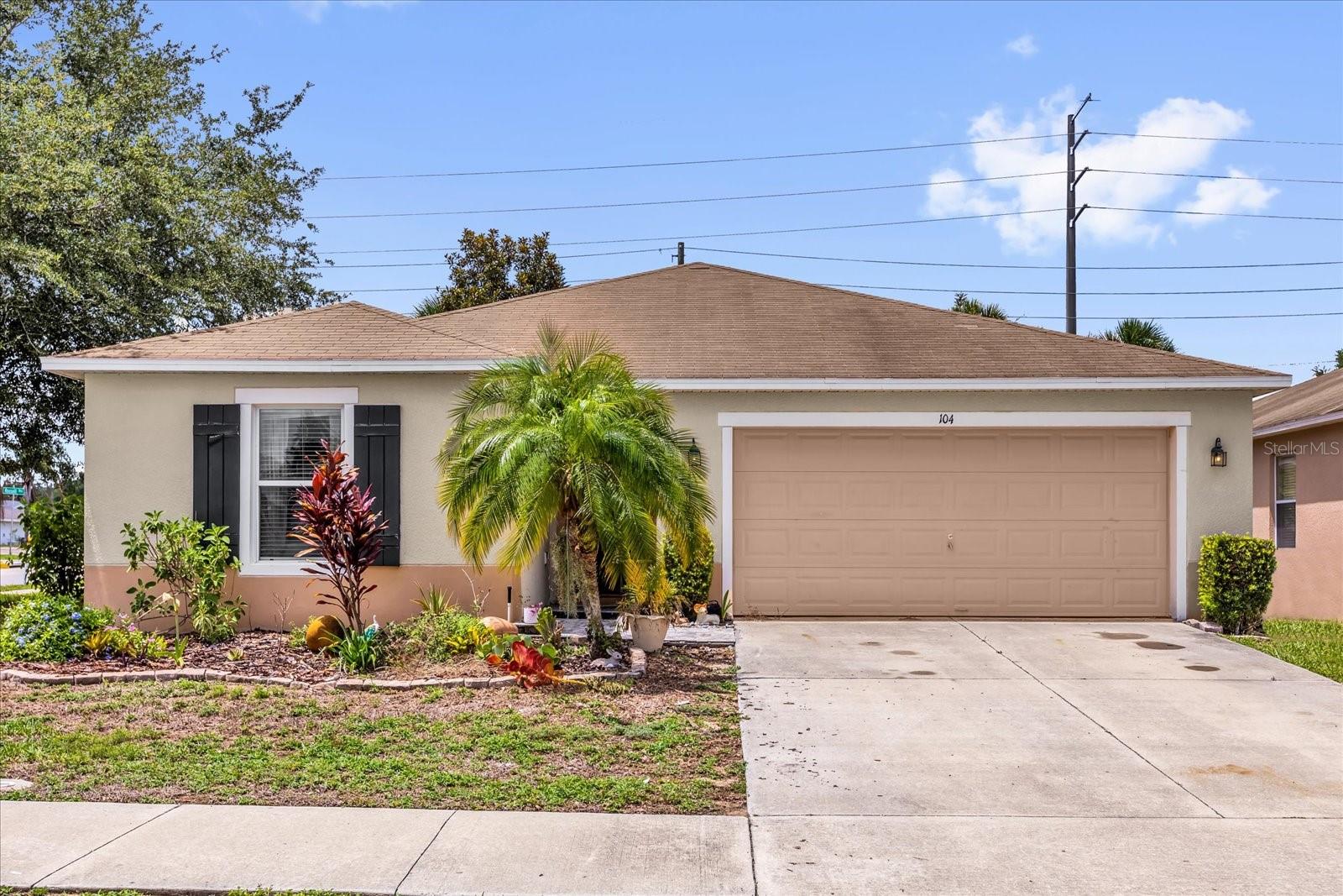 104 VERDI ST Property Photo 1