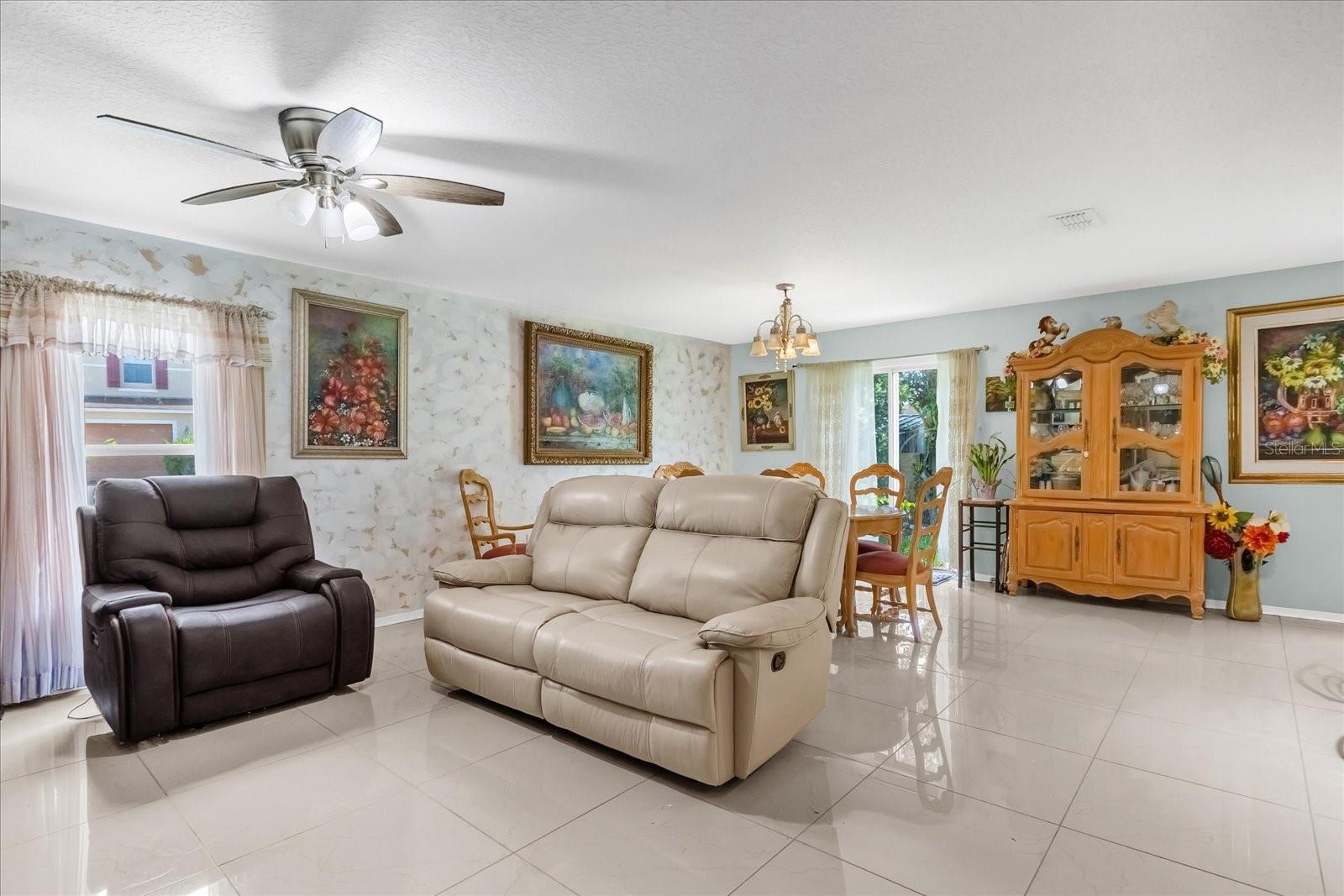 104 Verdi St Property Photo 3