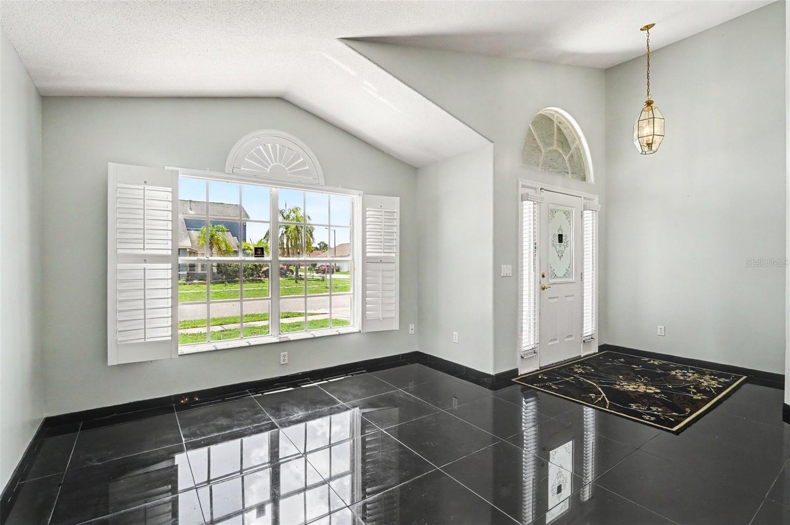 3342 Crystal Creek Blvd Property Photo 4