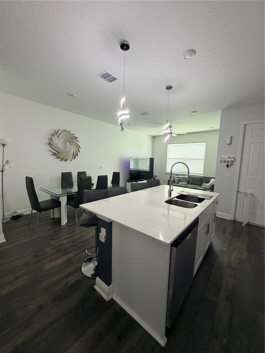 16435 Hamlin Hills Rd Property Photo 13