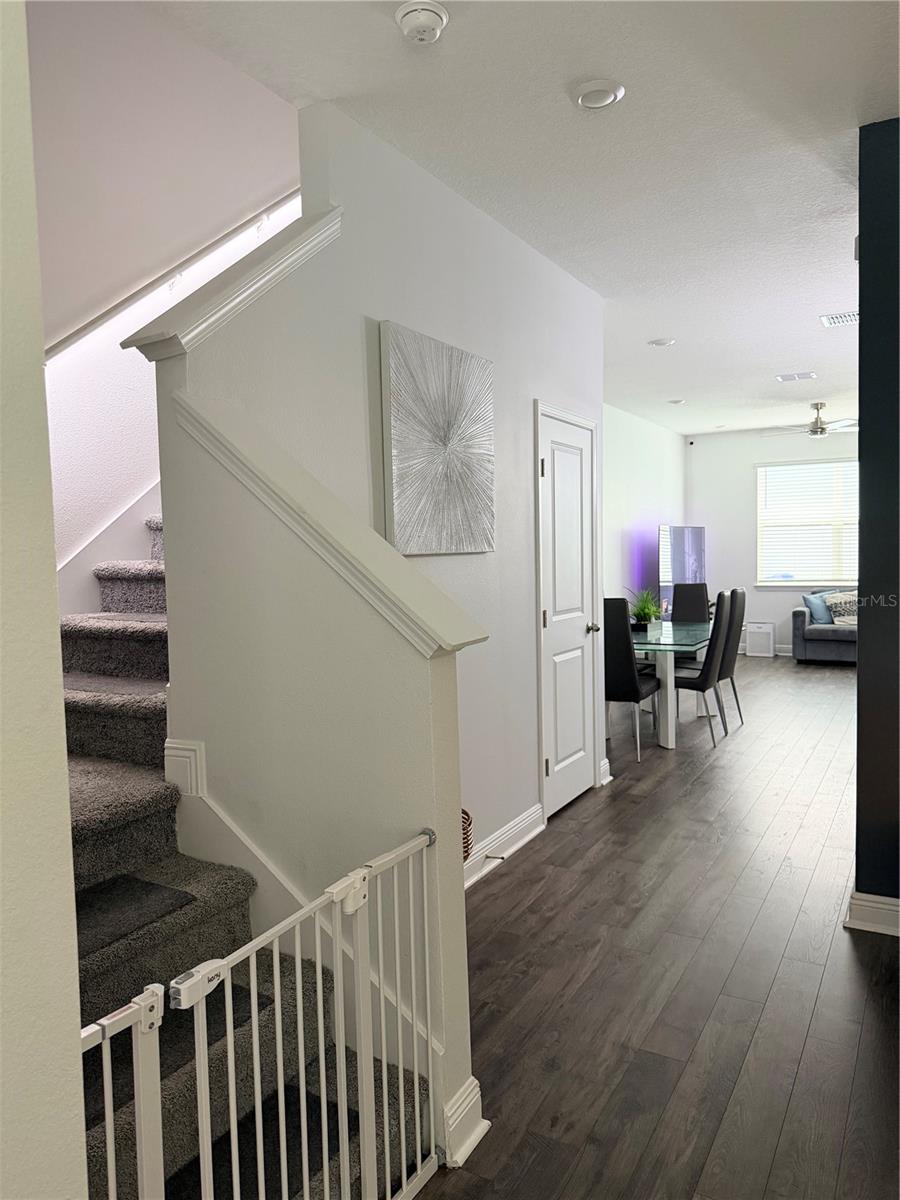 16435 Hamlin Hills Rd Property Photo 15