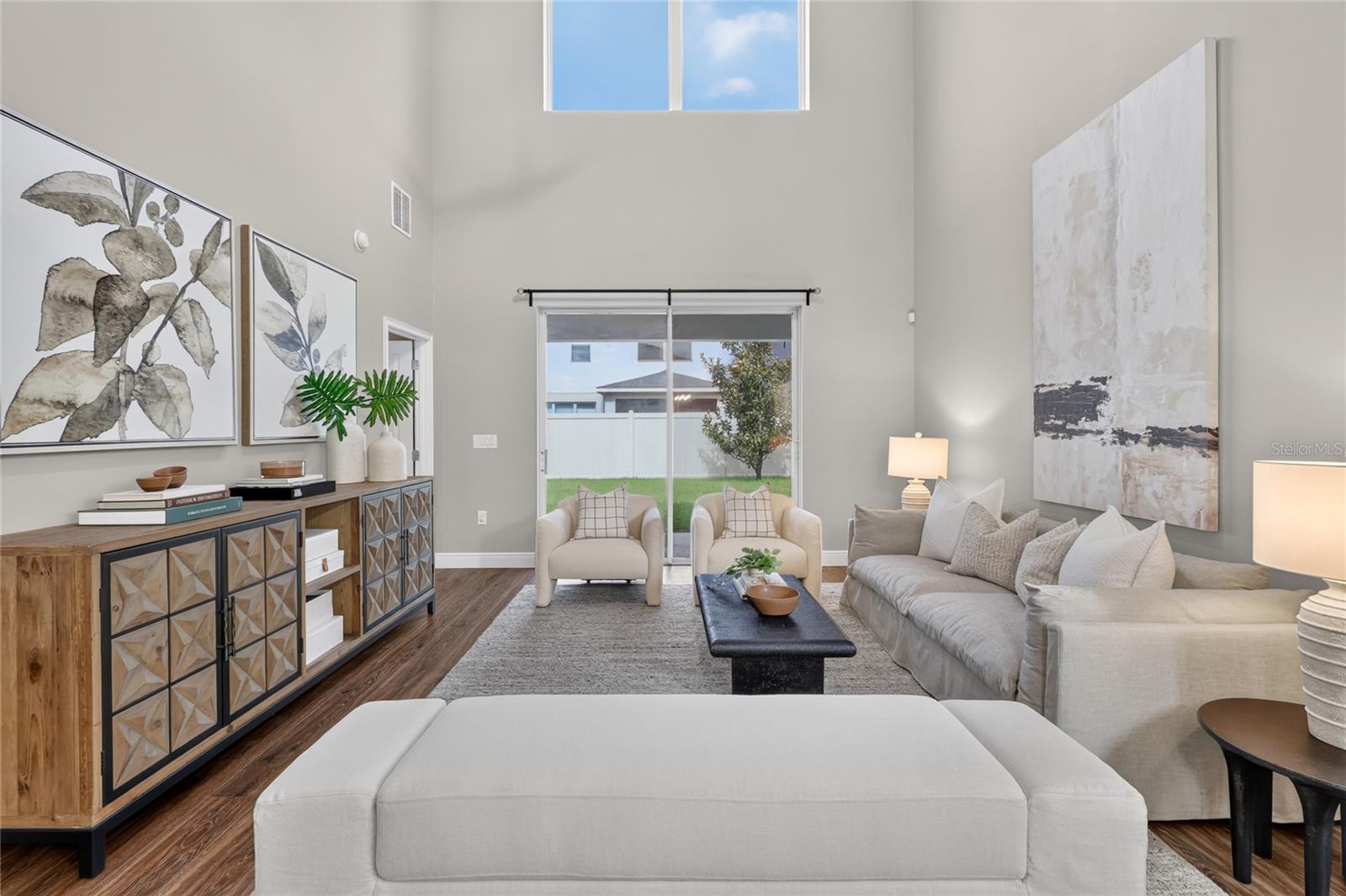 517 Red Rose Ln Property Photo 13