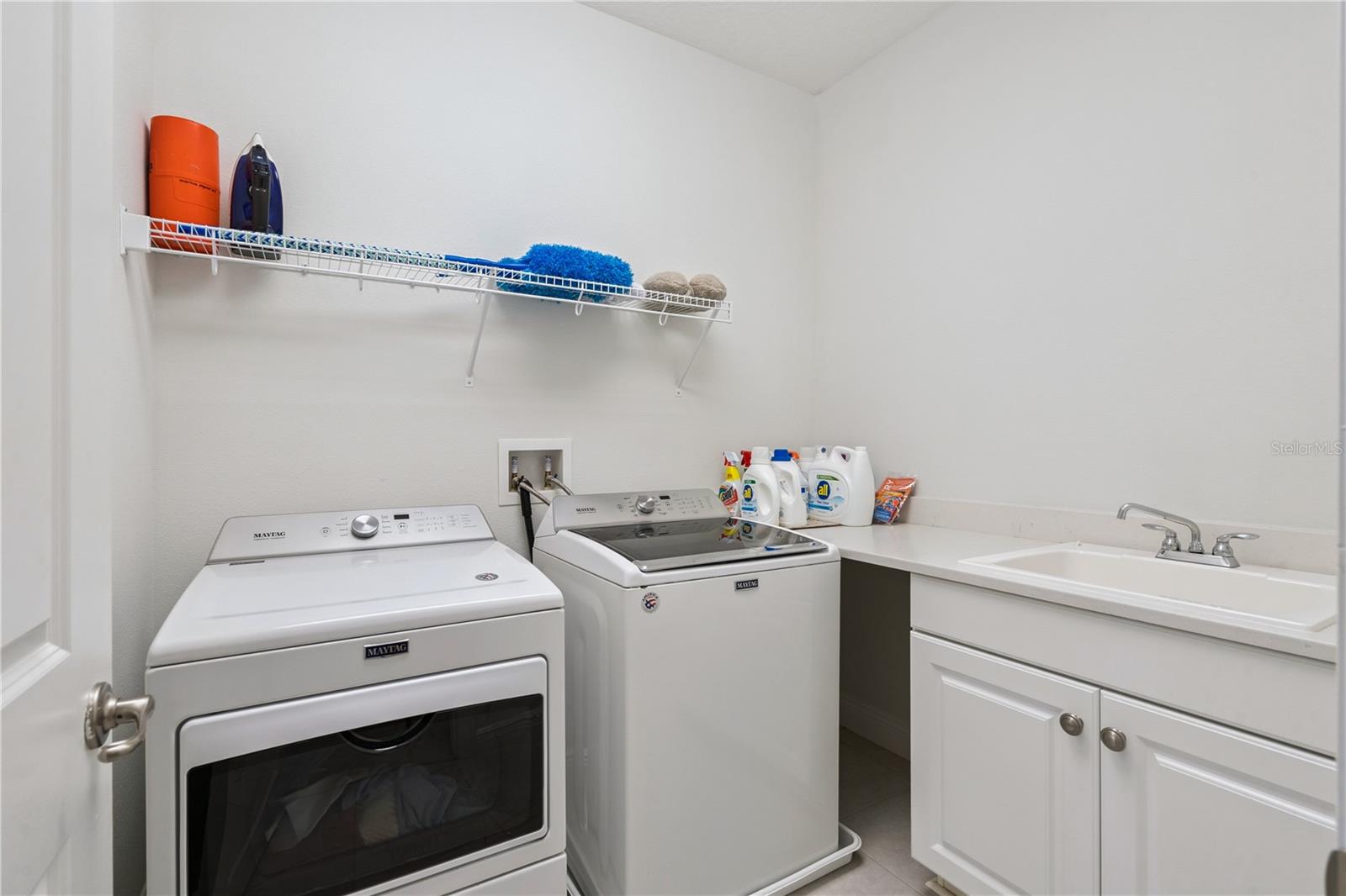 15709 Shorebird Ln Property Photo 31