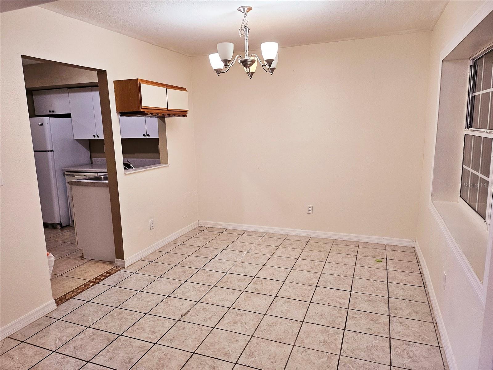 6640 Pot O Gold Ln Property Photo 3