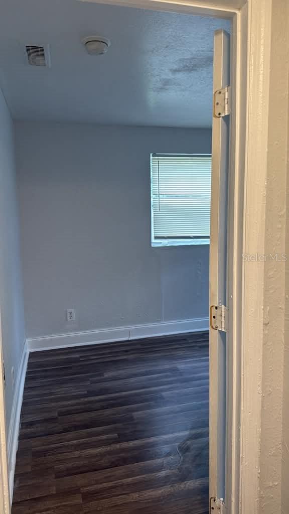 4036 Booker St Property Photo 5