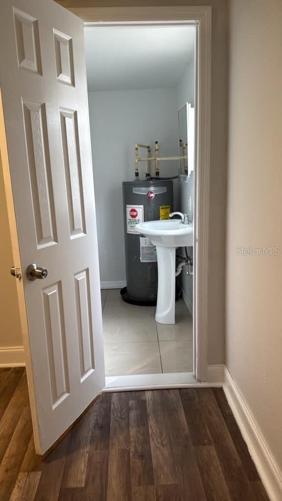 4036 Booker St Property Photo 9