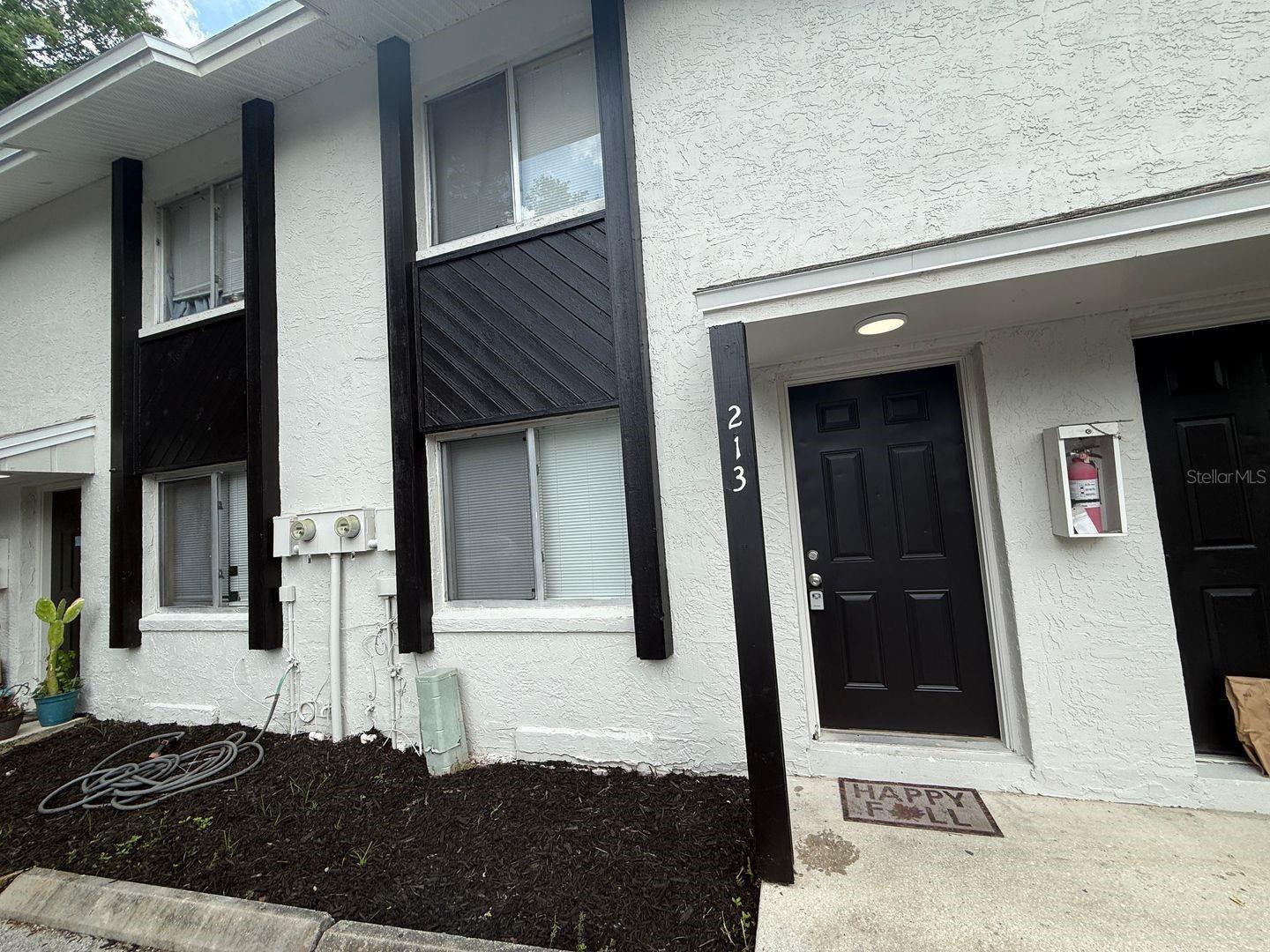 O6420331 Property Photo 1