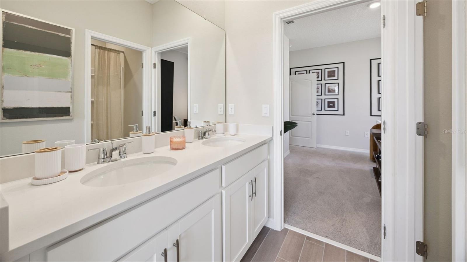 3050 Kingsman Trl Property Photo 17