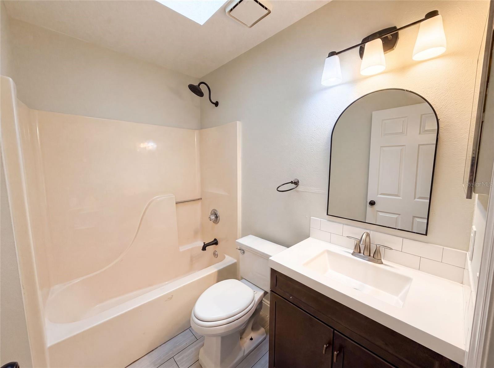 546 Penns Neck Dr Property Photo 14