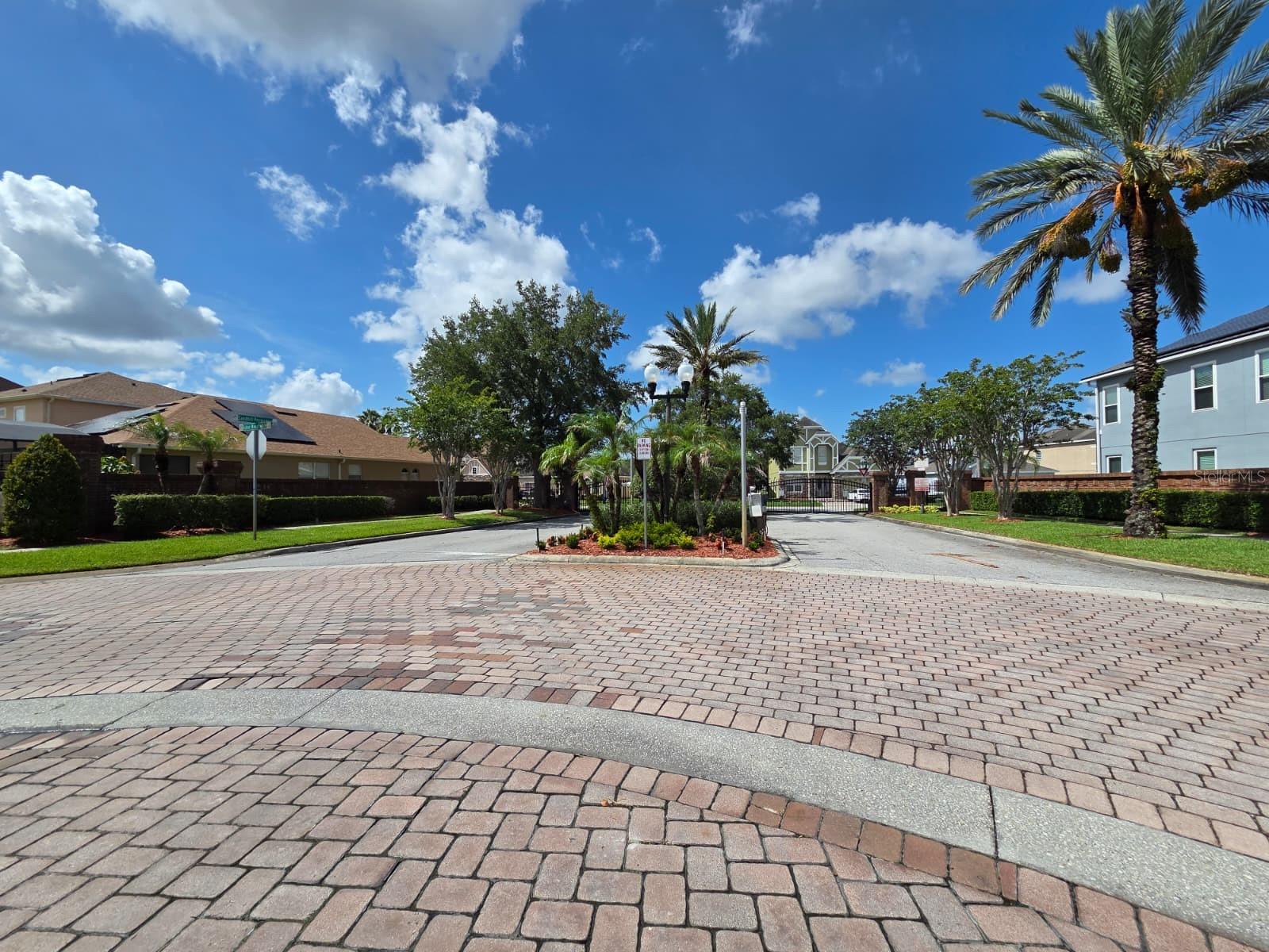 O6420375 Property Photo 5