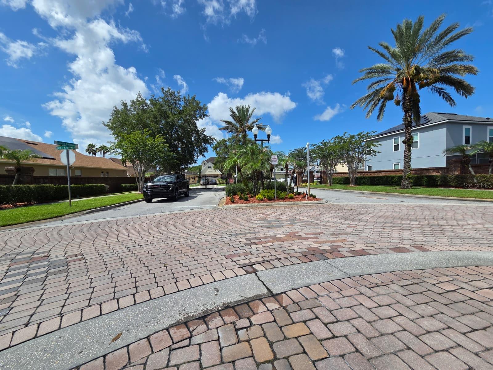 O6420375 Property Photo 6