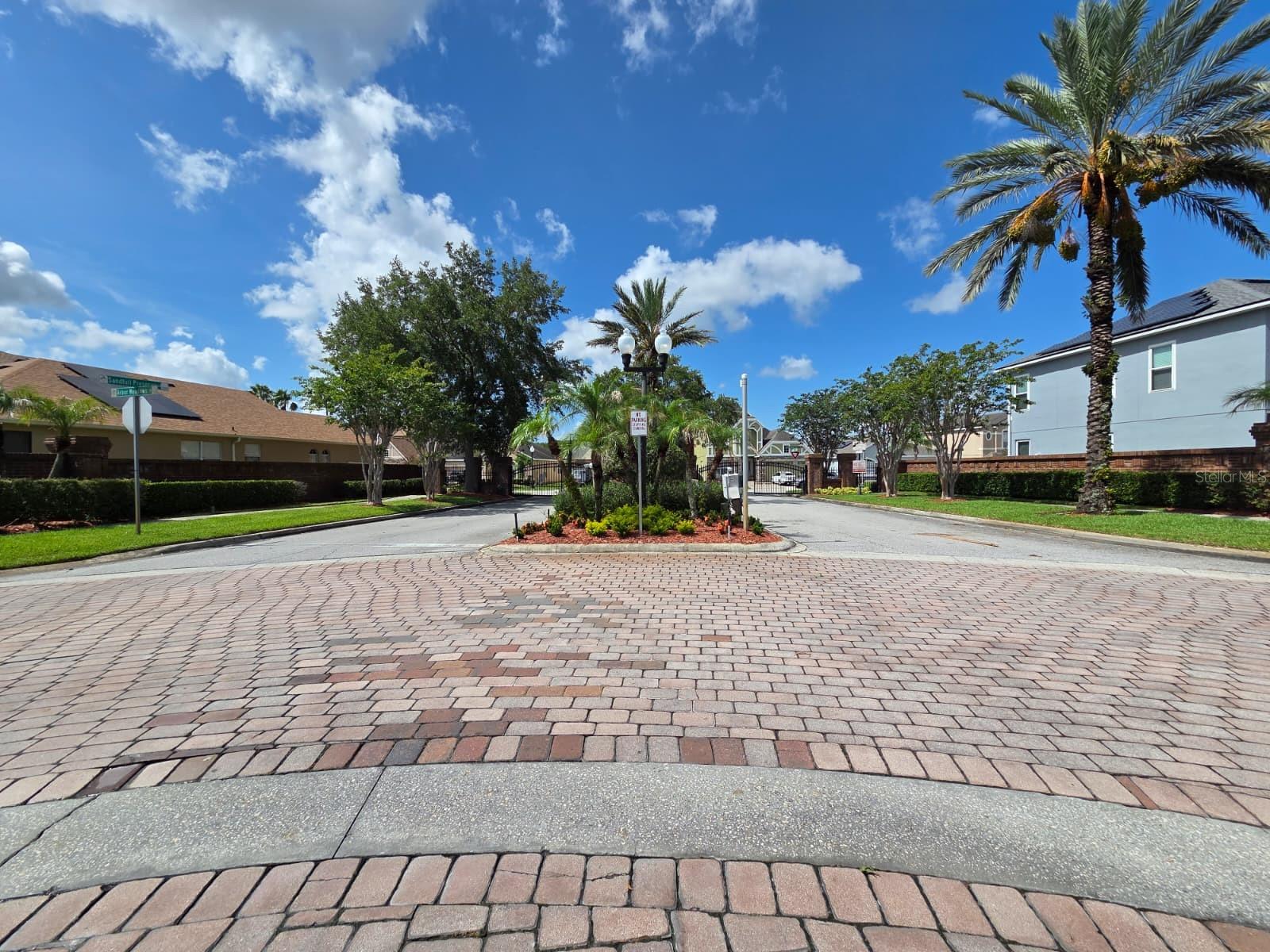 O6420375 Property Photo 10