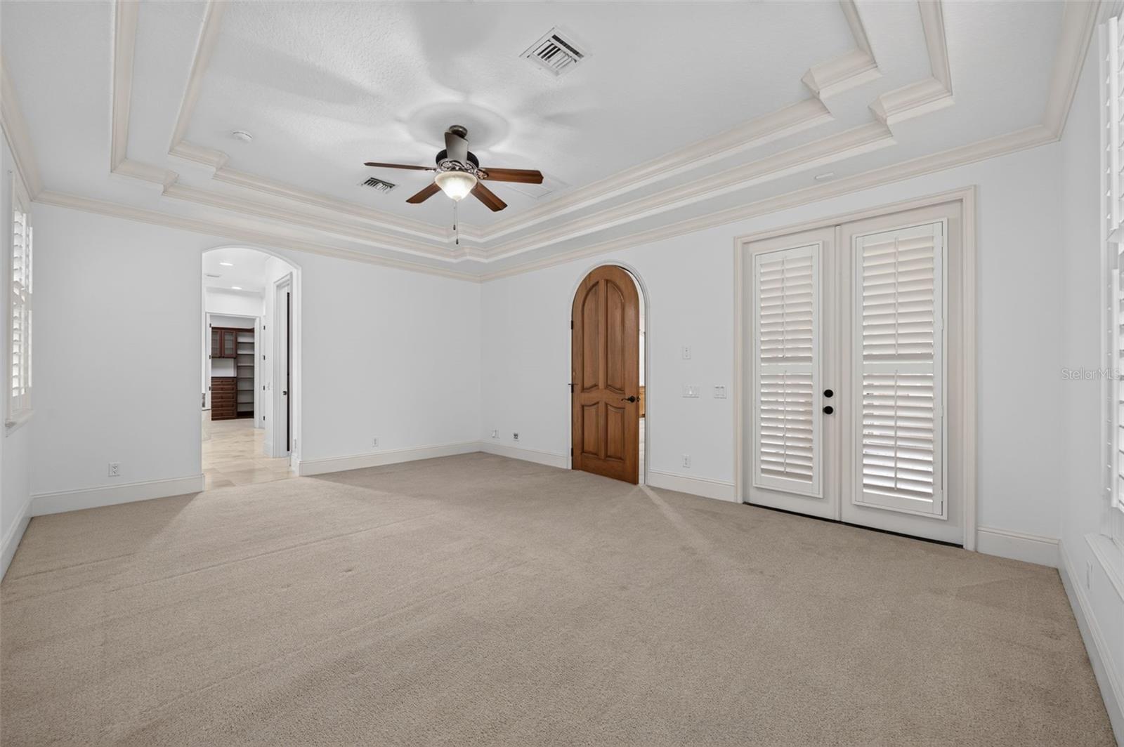 341 E Reading Way Property Photo 31