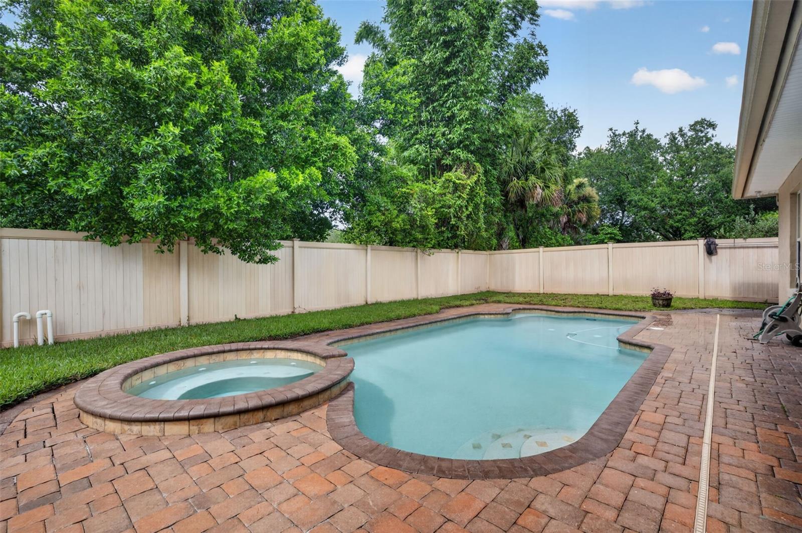 341 E Reading Way Property Photo 47