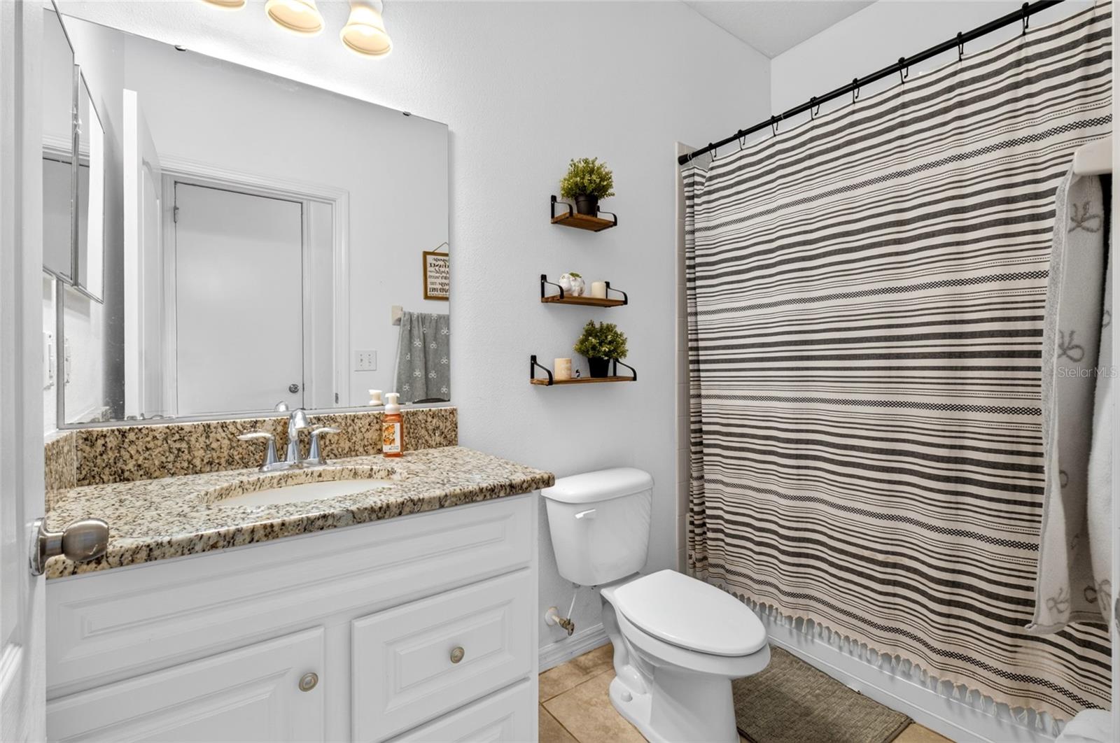 4841 Havilland Dr Property Photo 20