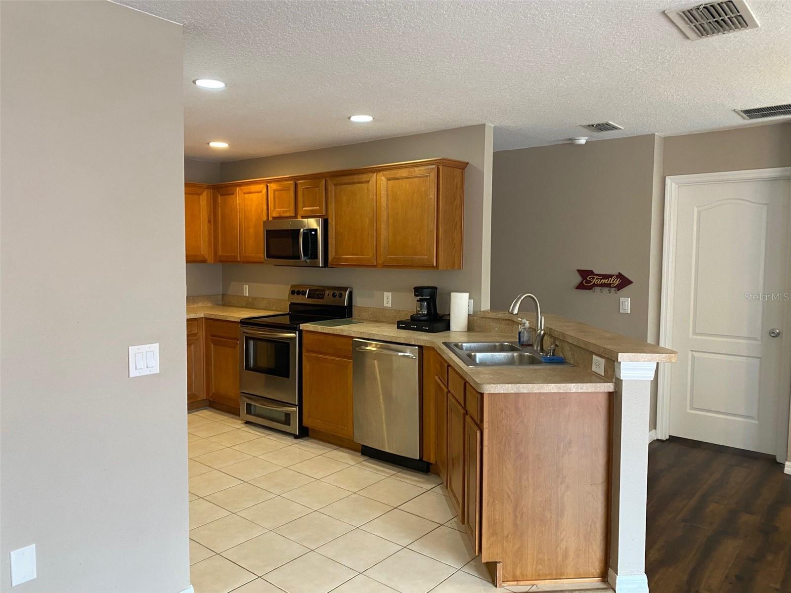 4130 Orange Tree Ct Property Photo 9