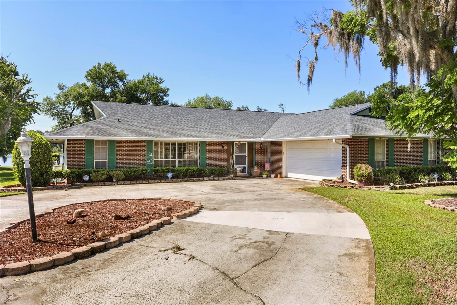 6720 Bay Shore Dr Property Photo 1