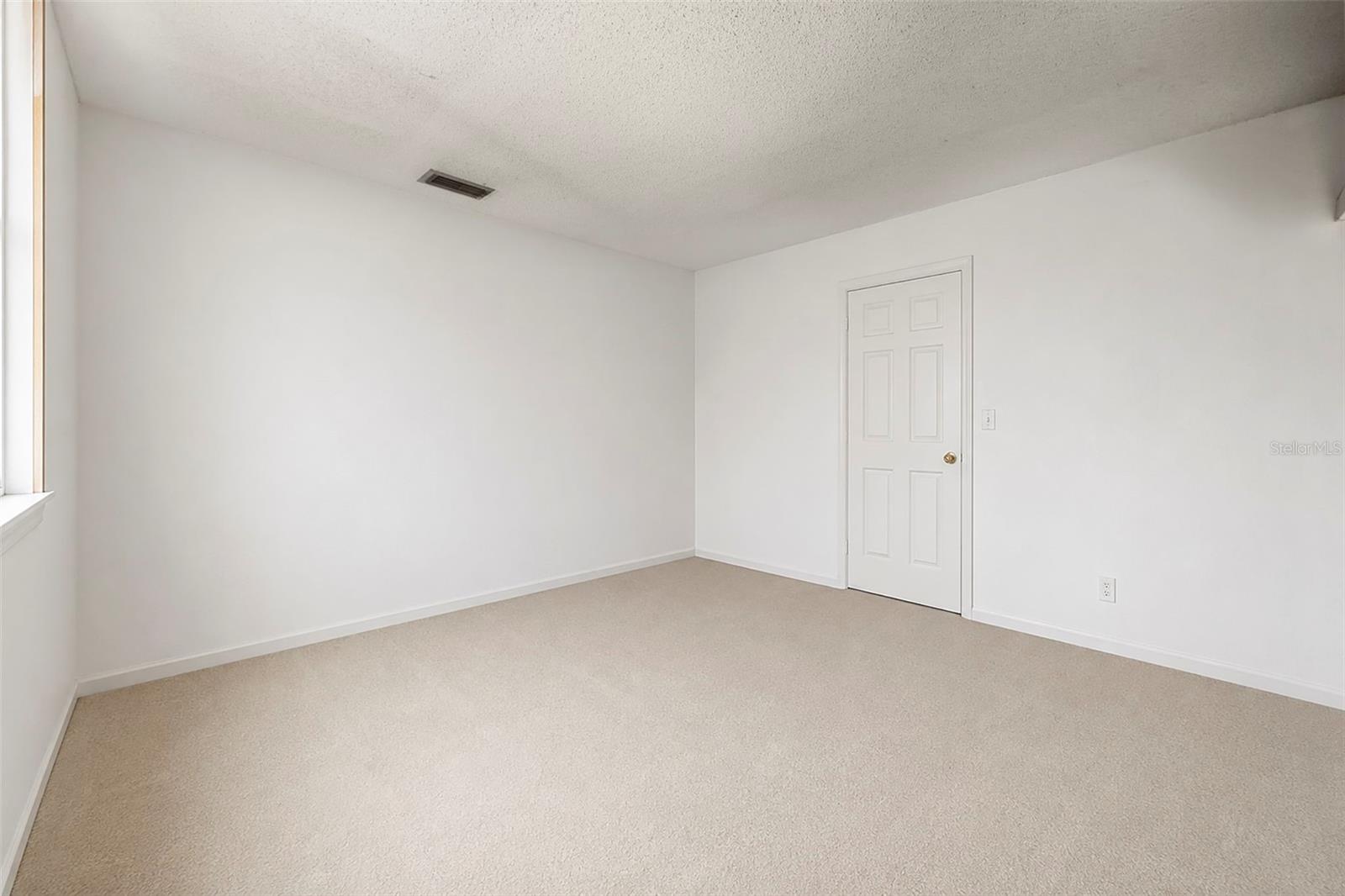 6720 Bay Shore Dr Property Photo 13